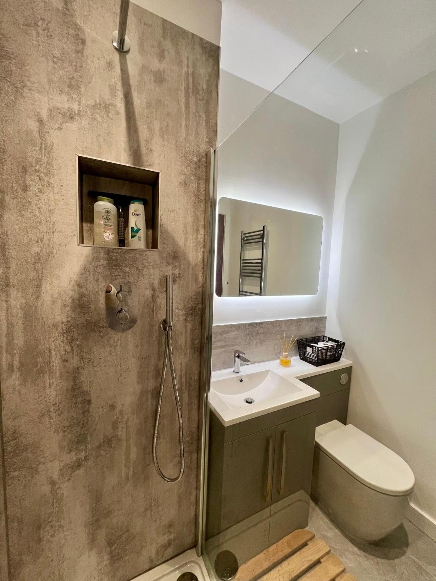Stunning Victorian Mansion Apartment - Hosted By Agf Property - Free Parking Upon Request Brighton Bagian luar foto